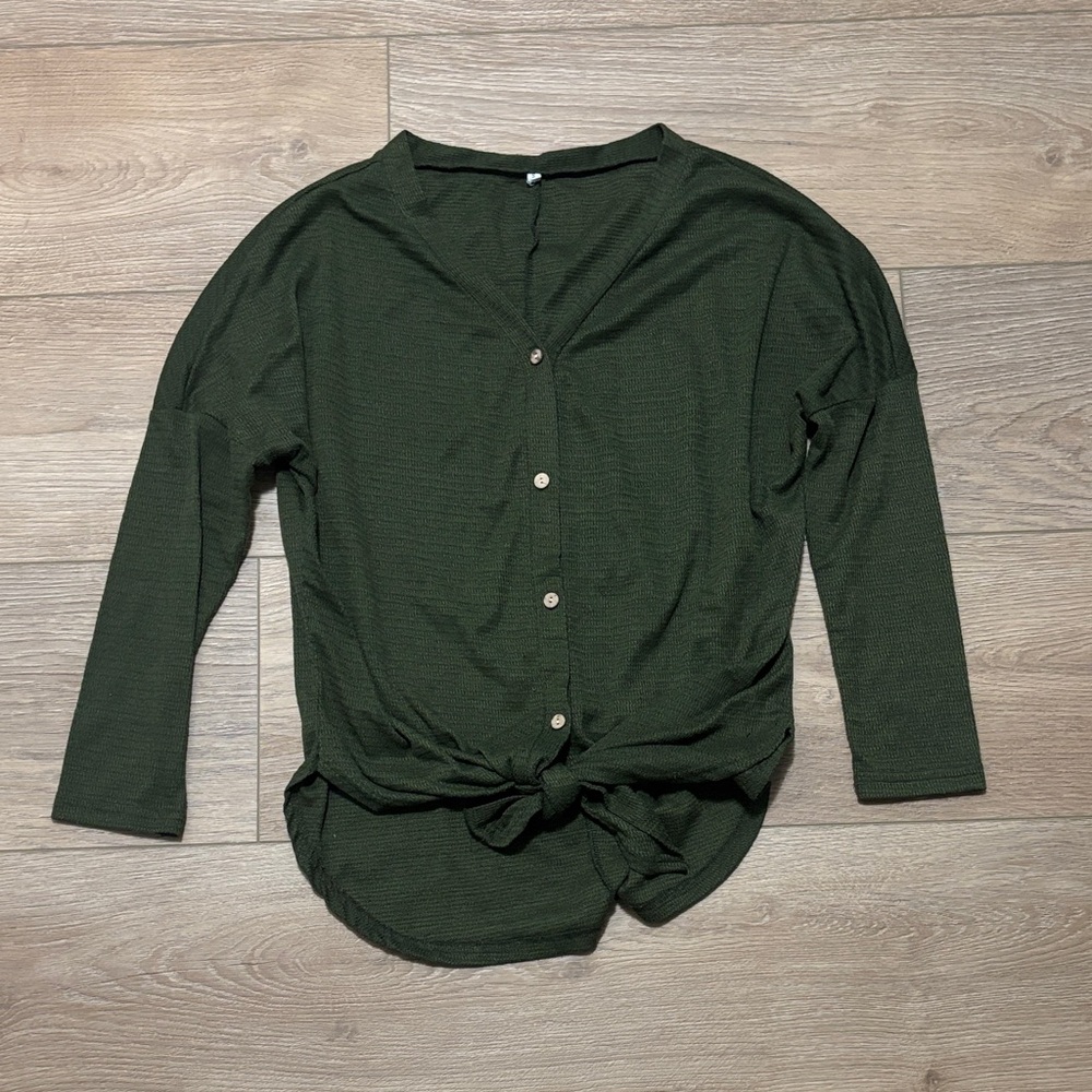 Women's Small Green Button-Up Tie front Top
